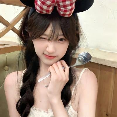 哎呀！皇后娘娘来打工